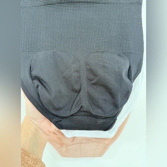 Skinnygirl Shaping Briefs - Nude, White & Black (3-Pack) - Picture 5 of 6